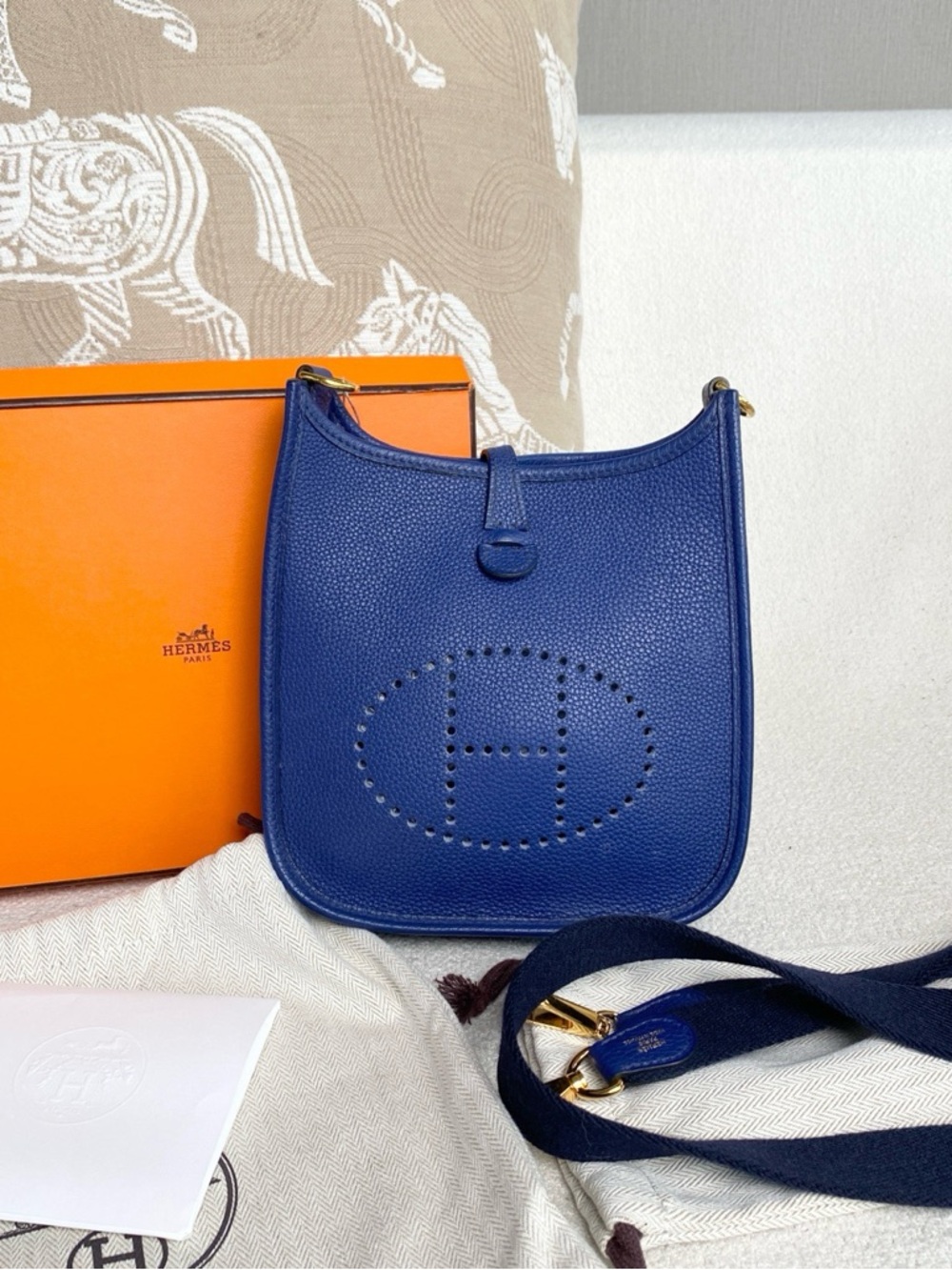 Hermès | Mini Evelyne Sapphire Blue | Mint Condition